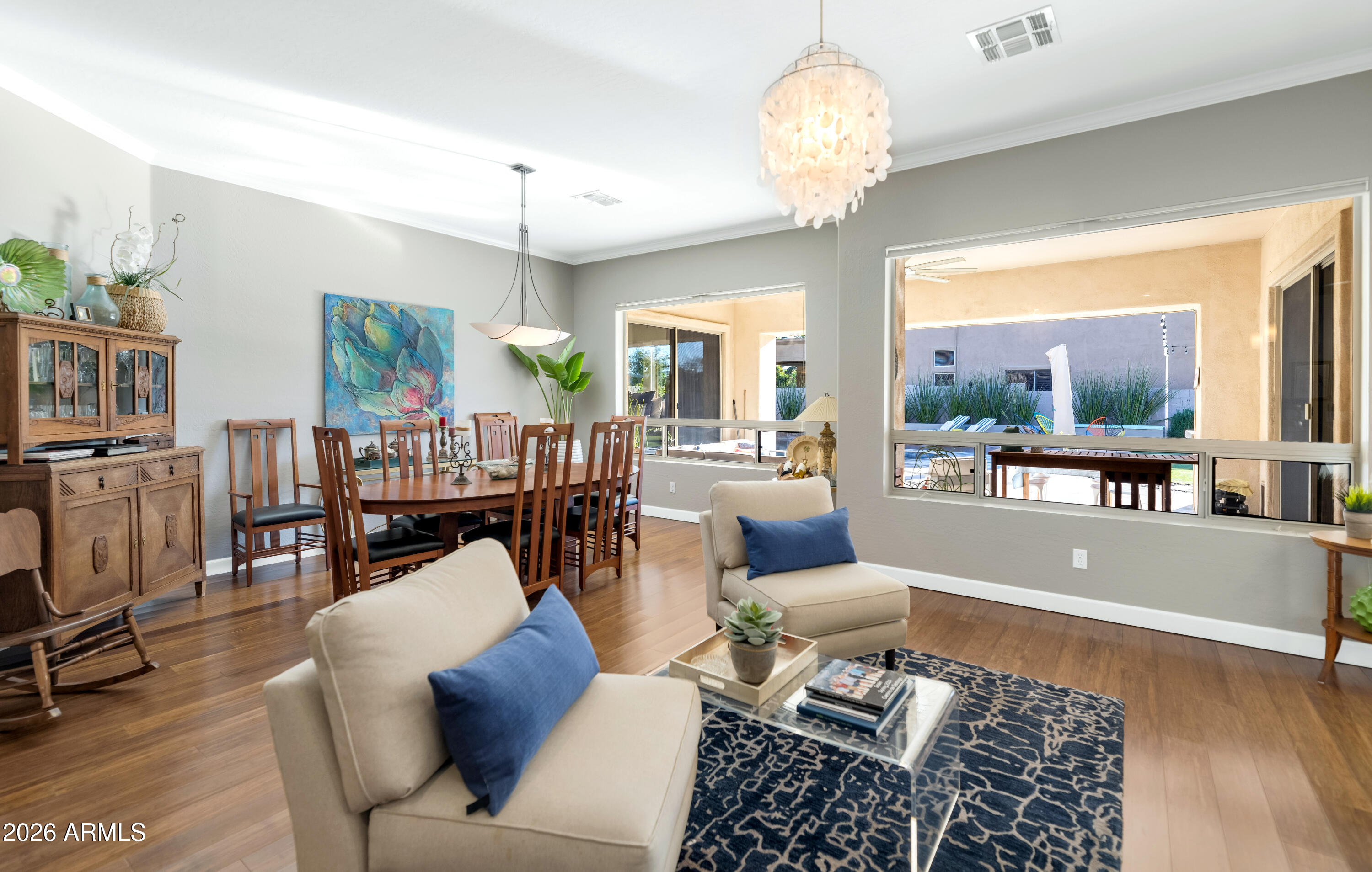 190 East Louis Way Tempe, AZ 85284 - Photo 15 of 50 living/dining room
