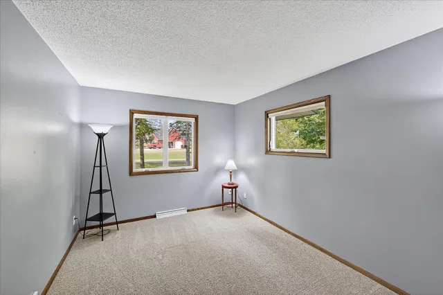 $478,950 | 5306 Fannon Avenue Southeast, Delano, MN 55328