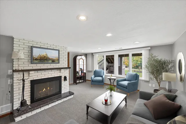 $478,950 | 5306 Fannon Avenue Southeast, Delano, MN 55328