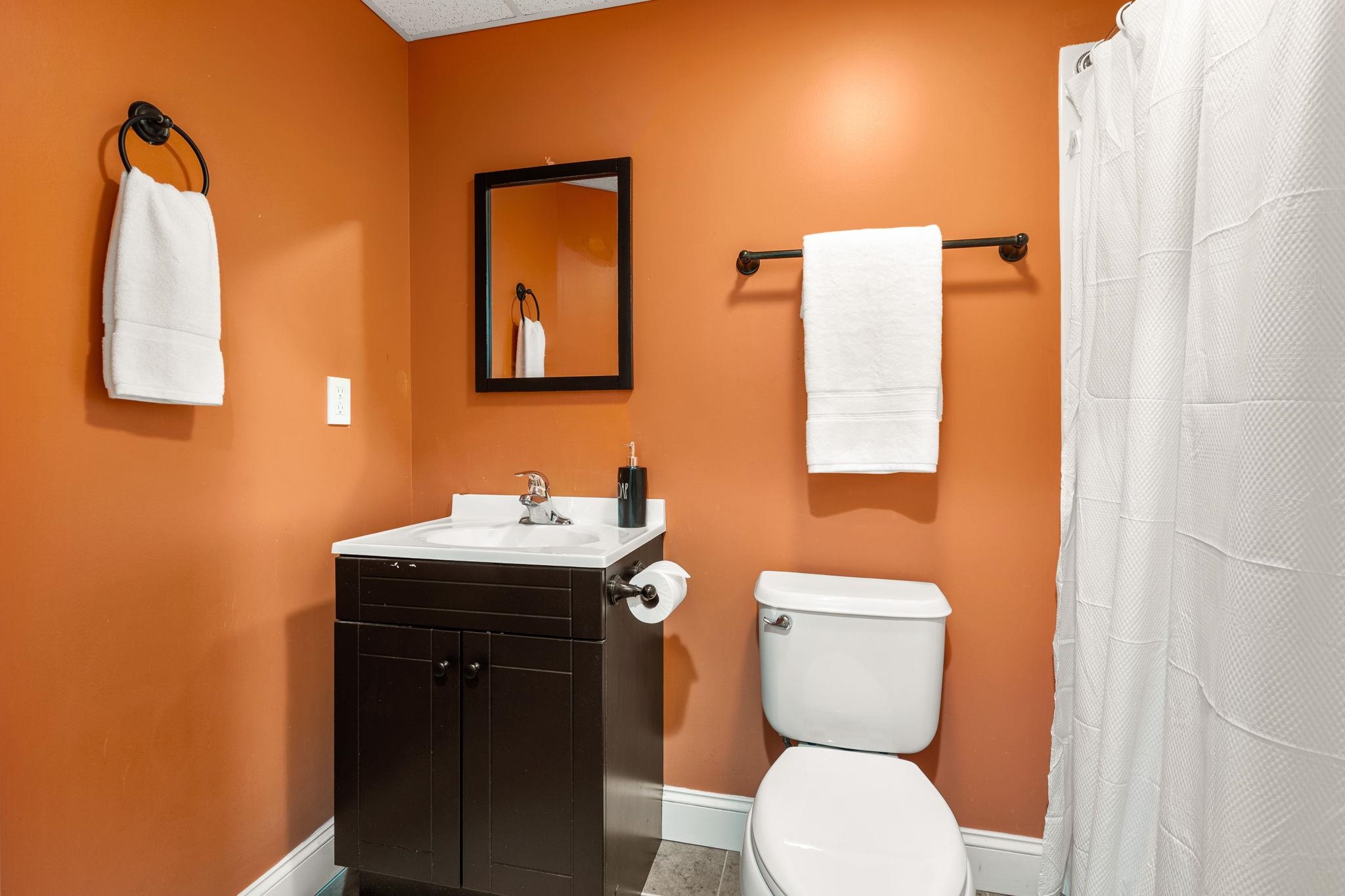 81 North High Street, Unit 3 Derry, NH 03038 - Photo 23 of 24