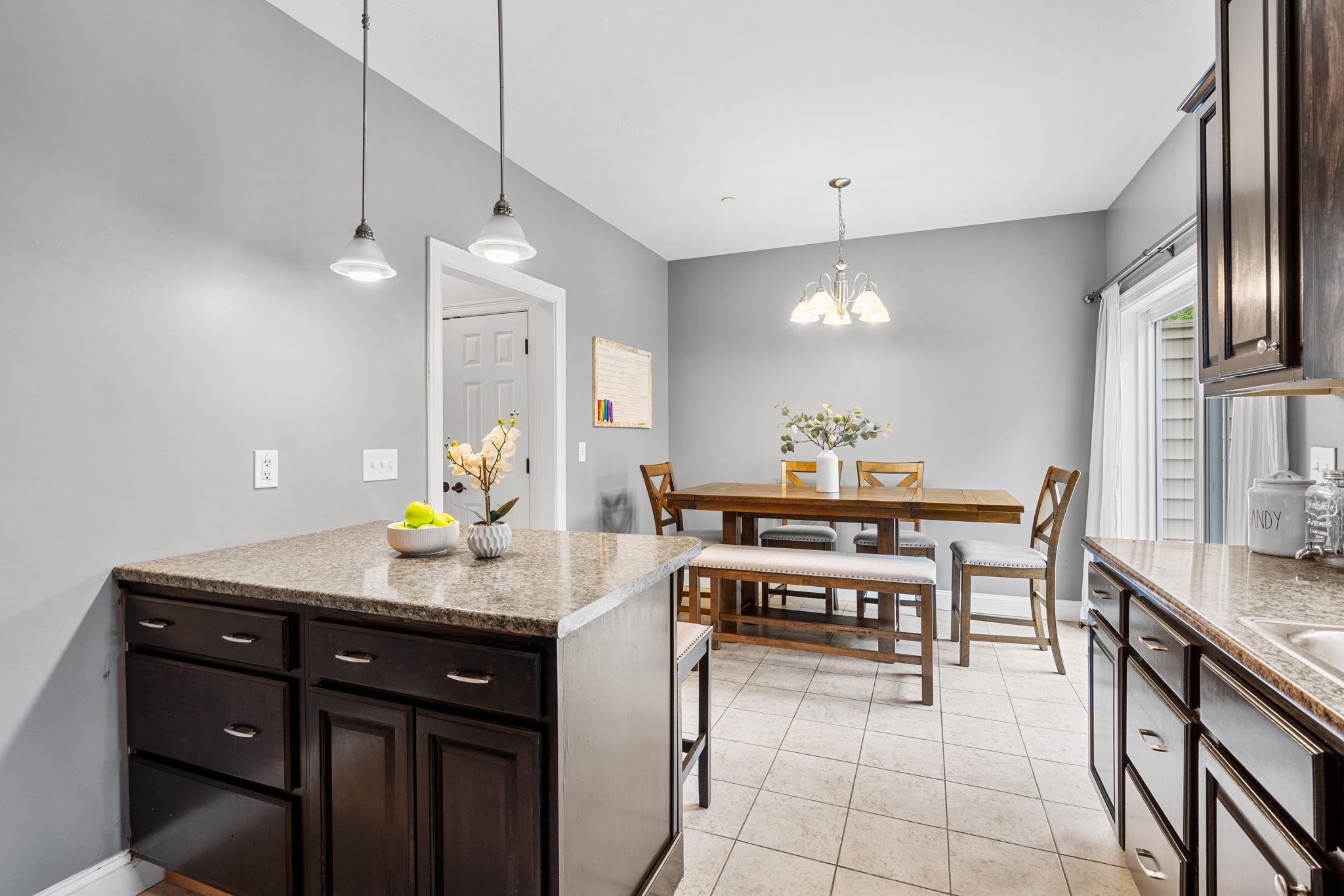 81 North High Street, Unit 3 Derry, NH 03038 - Photo 9 of 24