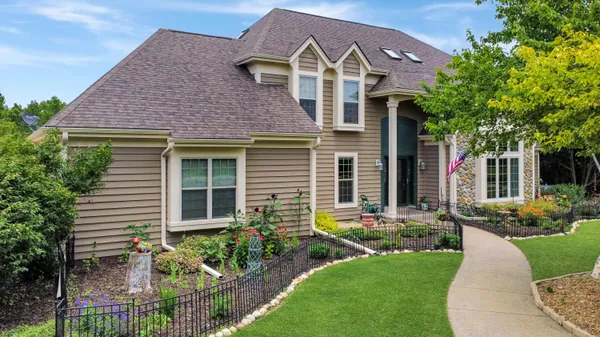 $874,900 | 4705 301st Avenue, Brighton, WI 53168