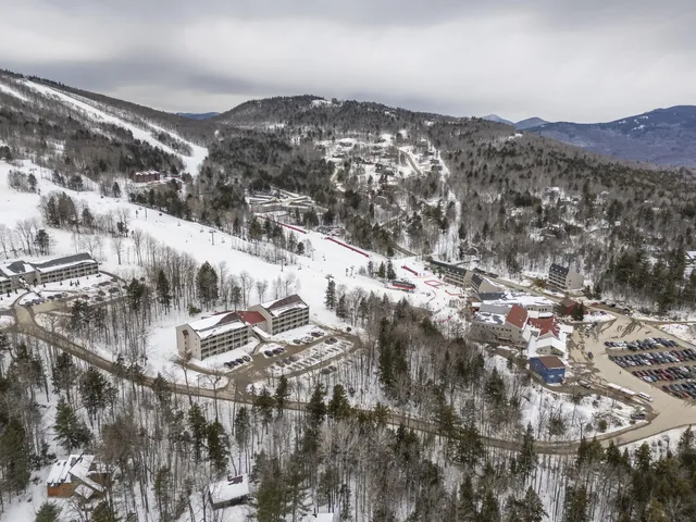 $397,000 | 8 Cascade Drive, Unit C17, Newry, ME 04261