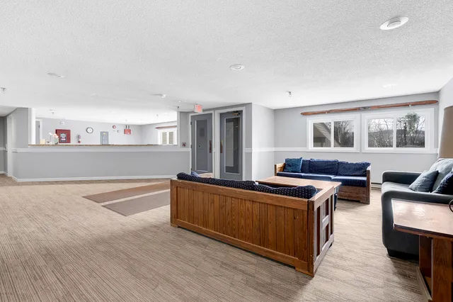 $397,000 | 8 Cascade Drive, Unit C17, Newry, ME 04261