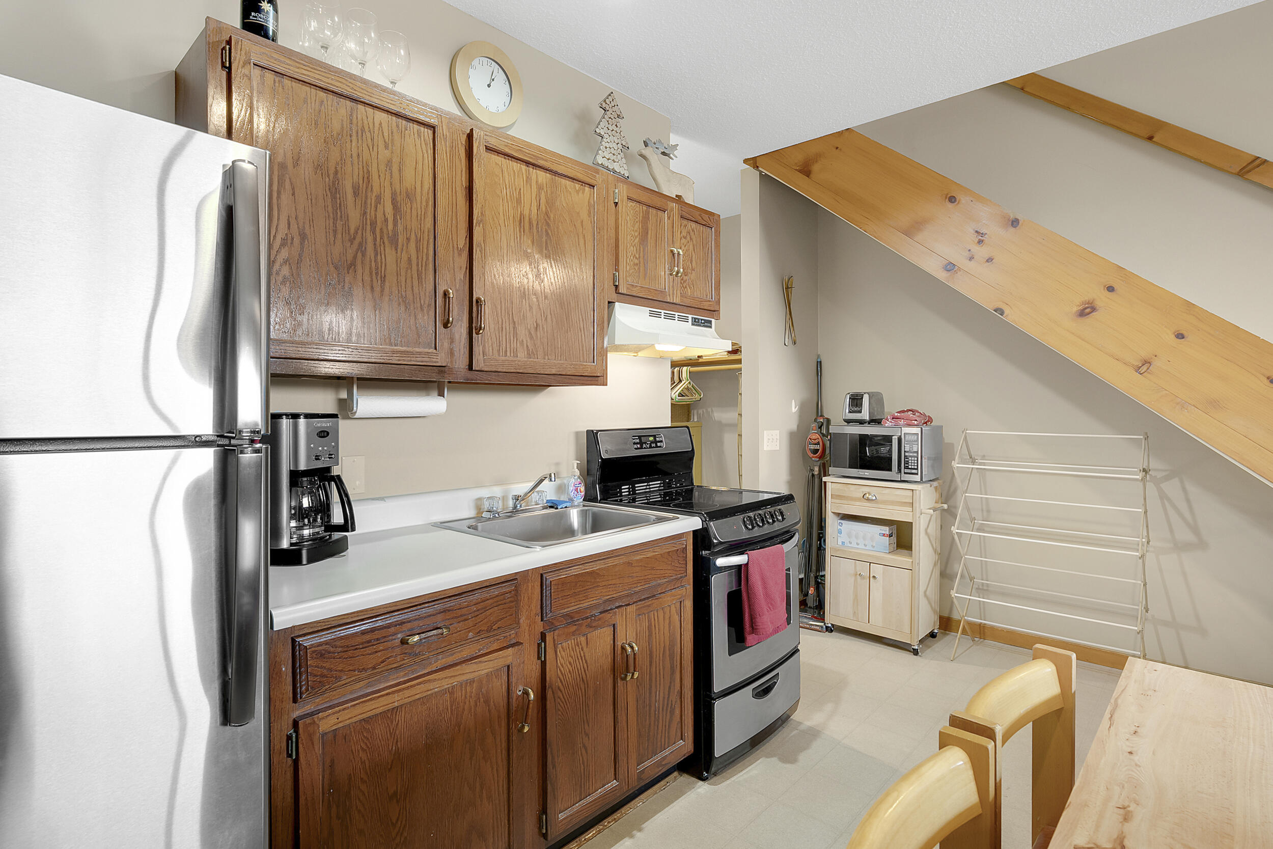 8 Cascade Drive, Unit C17 Newry, ME 04261 - Photo 10 of 27 12_8cascadesunitc17-7