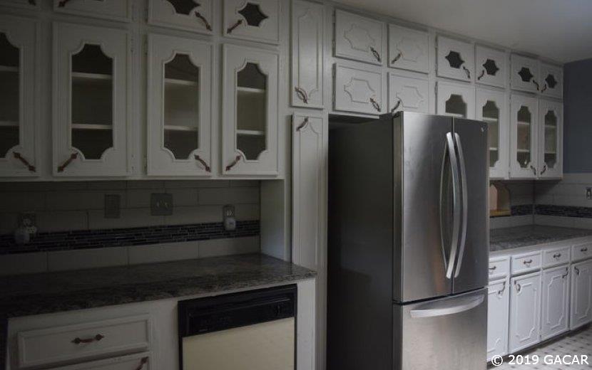 4219 Southwest 5th Avenue Gainesville, FL 32607 - Photo 5 of 28 Gallery Image 5