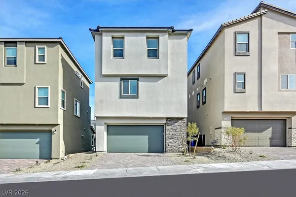 $2,999 | 1520 Little Penguin Street, Las Vegas, NV 89138