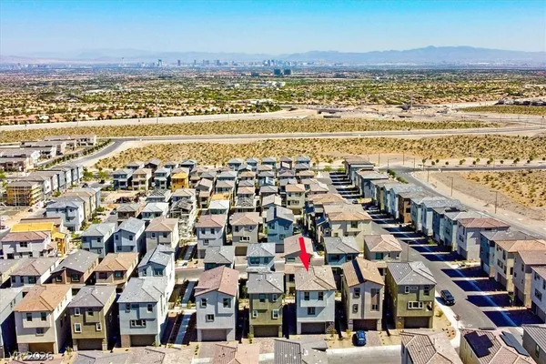 $2,999 | 1520 Little Penguin Street, Las Vegas, NV 89138