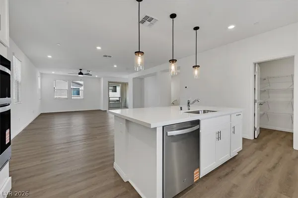 $2,999 | 1520 Little Penguin Street, Las Vegas, NV 89138