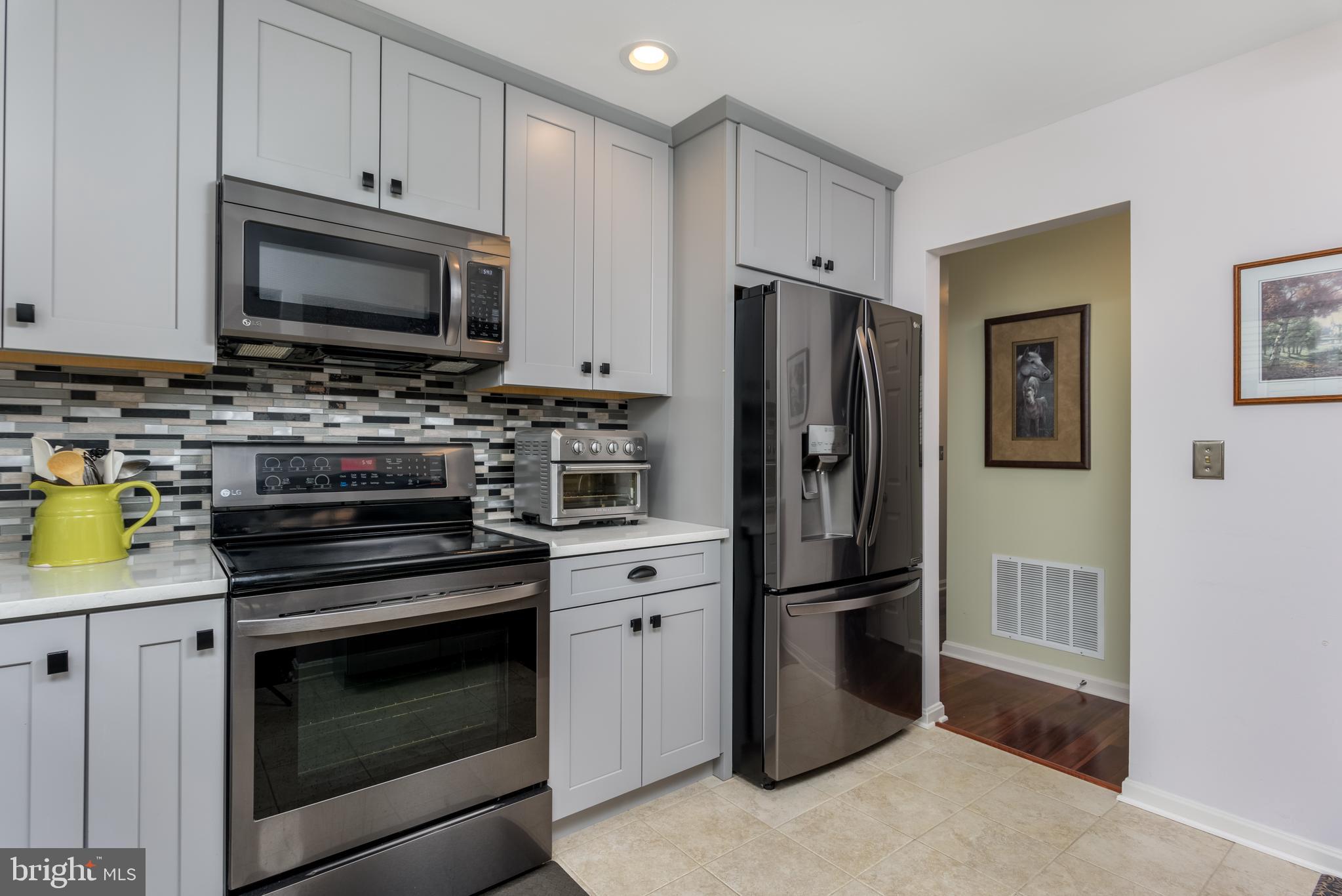 1882 Wexford Road Palmyra, PA 17078 - Photo 15 of 24 Gallery Image 15