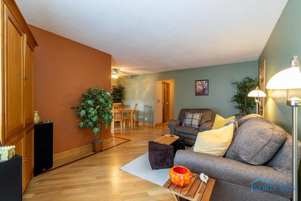 5848 Secor Road, Unit 9 Toledo, OH 43623 - Photo 4 of 24 Gallery Image 4