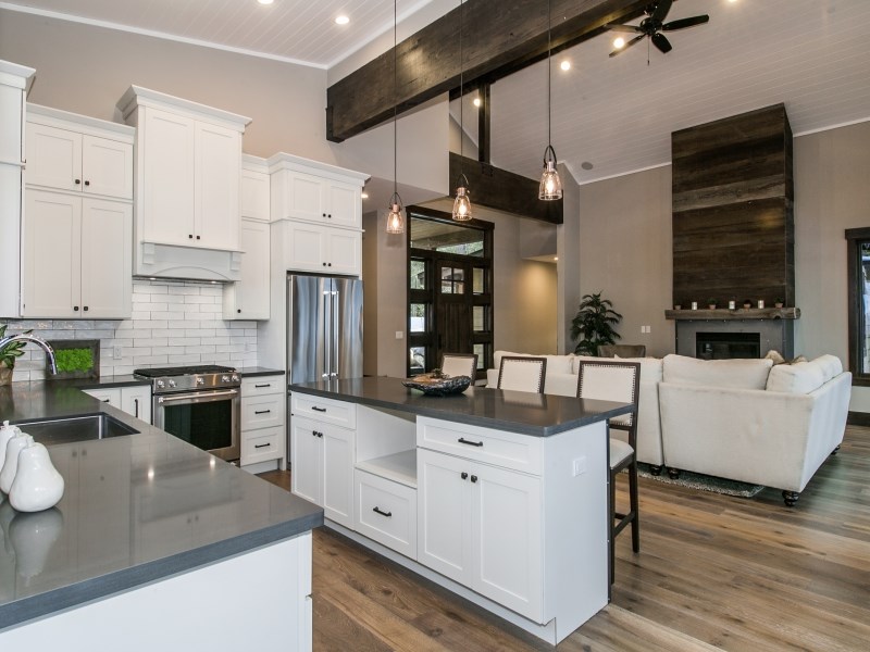 11430 Henness Road, Unit 3 Truckee, CA 96161 - Photo 7 of 14 Gallery Image 7