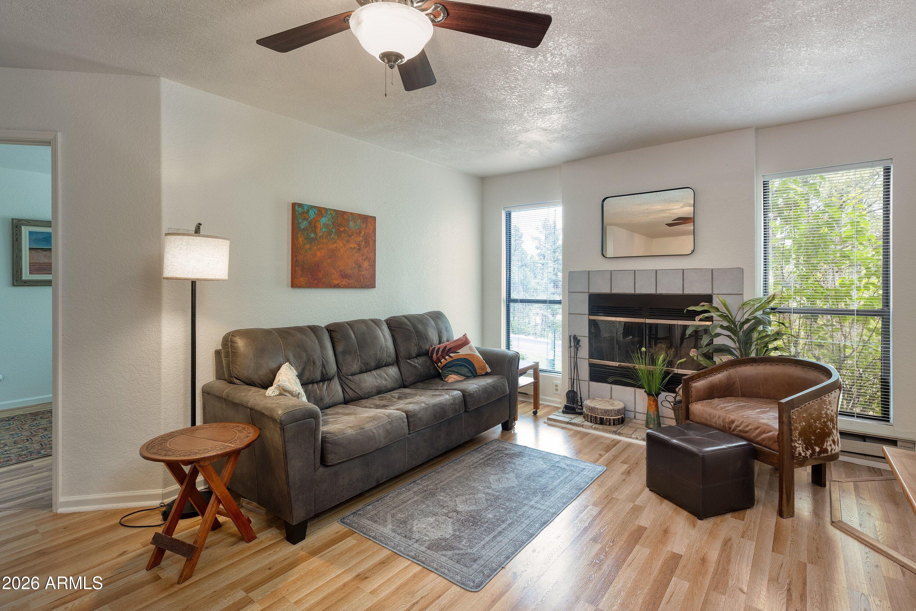 2700 South White Mountain Road, Unit 302 Show Low, AZ 85901 - Photo 5 of 22 2700 S White Mountain Road #302