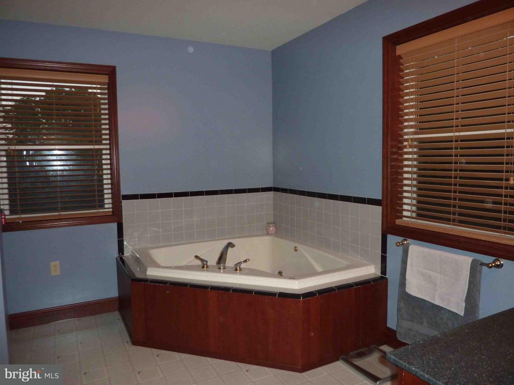 402 South View Drive Lititz, PA 17543 - Photo 20 of 50