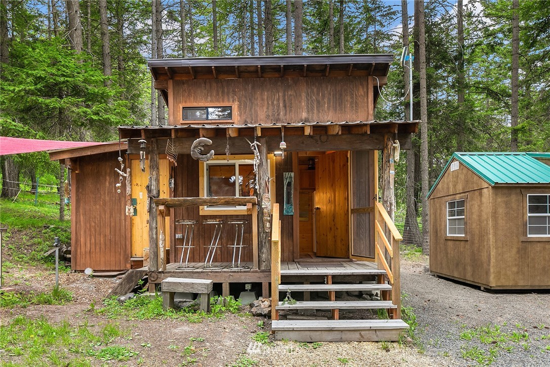 330 Fawn Road Cle Elum, WA 98922 - Photo 2 of 18 Gallery Image 2