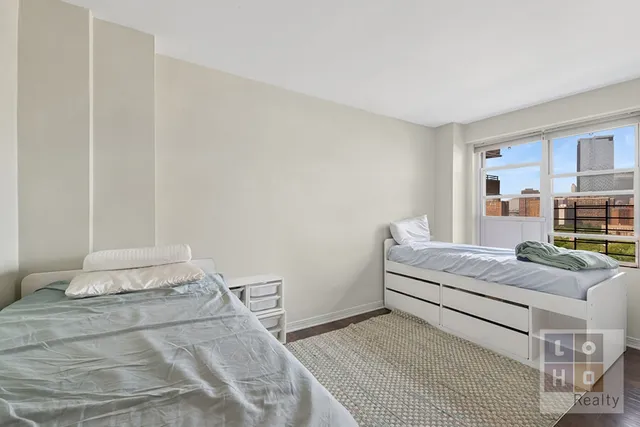 $1,295,000 | 575 Grand Street, Unit E1505 | Lower East Side
