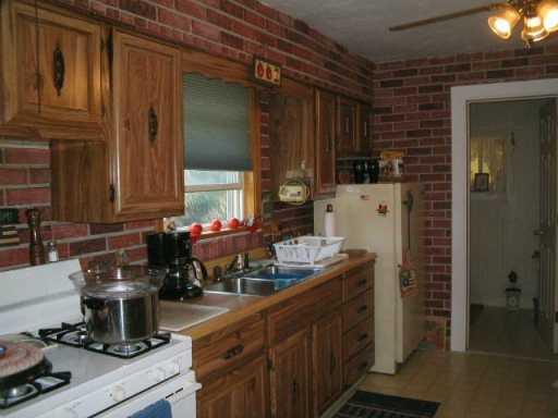 31 Gordon Street McKees Rocks, PA 15136 - Photo 2 of 6 Other.