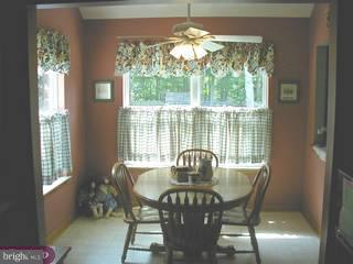 4 Chevy Chase Road Sicklerville, NJ 08081 - Photo 3 of 6