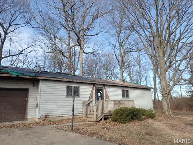 $28,000 | 1463 Interurban Circle, Hillsboro, IL 62049