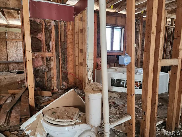 $28,000 | 1463 Interurban Circle, Hillsboro, IL 62049