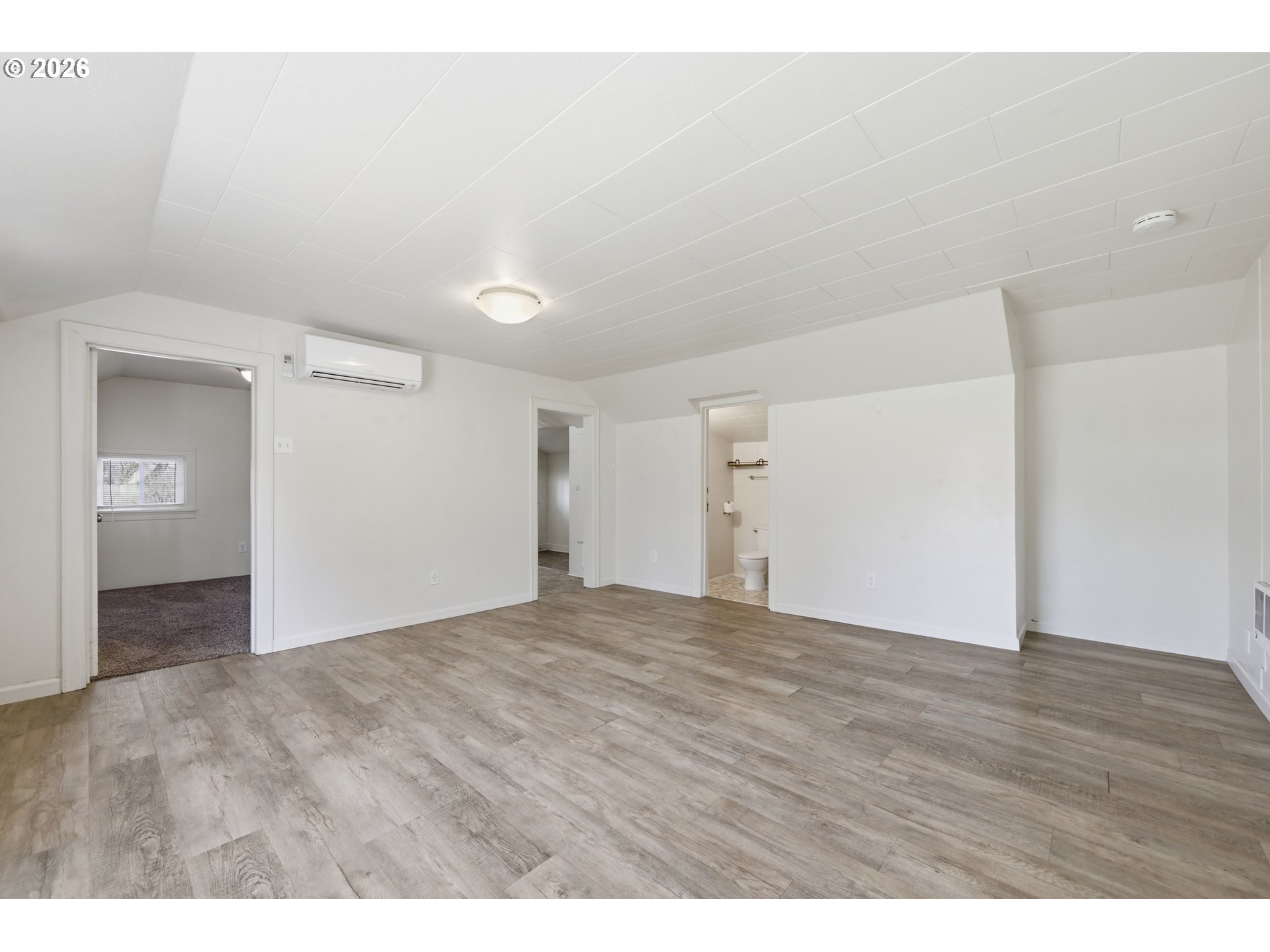 2291 Norkenzie Road Eugene, OR 97401 - Photo 5 of 41