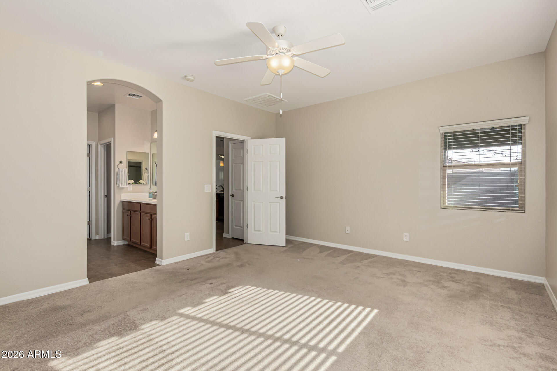 1413 West Crape Road Queen Creek, AZ 85140 - Photo 19 of 52 21 - Crape 1413