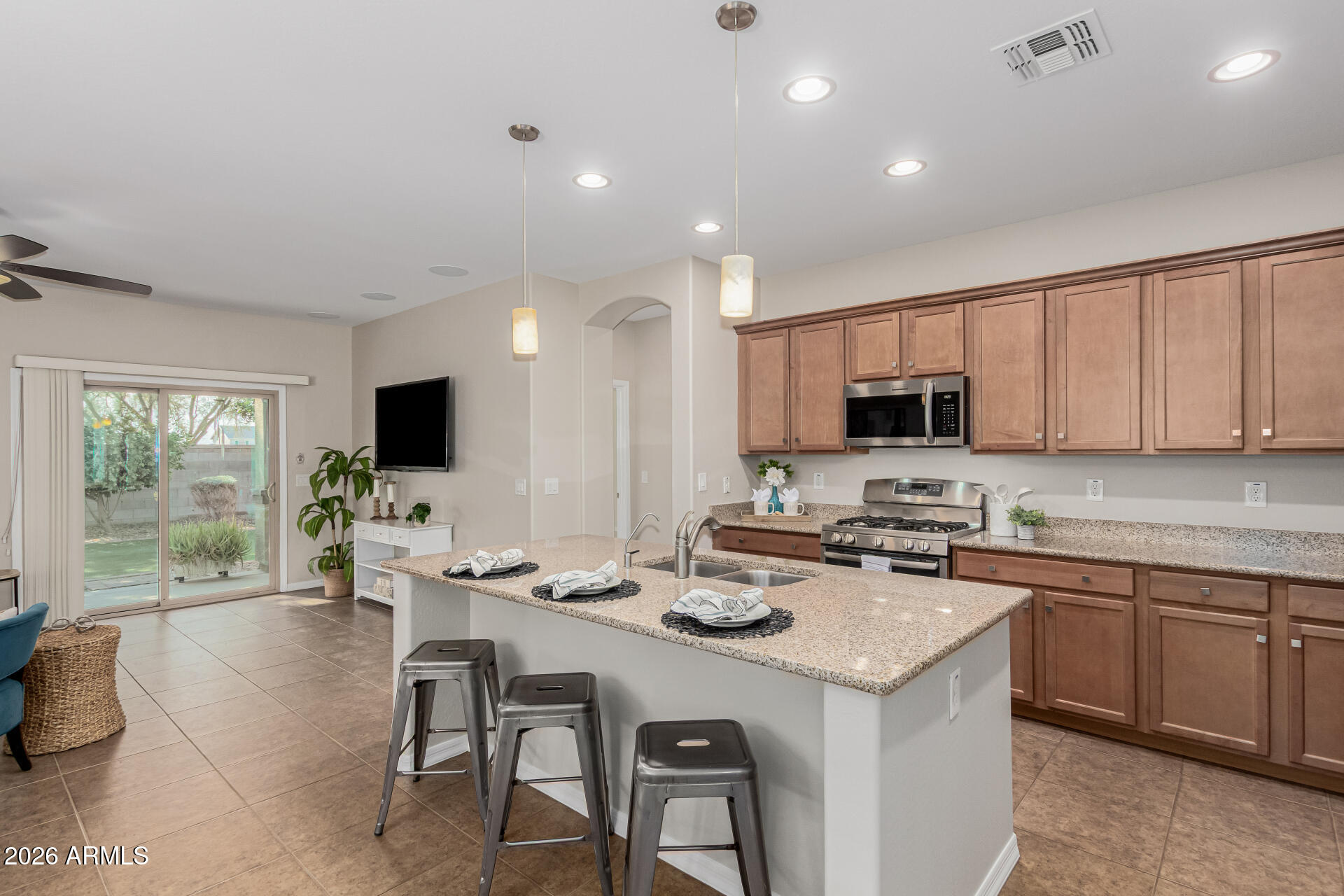 1413 West Crape Road Queen Creek, AZ 85140 - Photo 7 of 52 15 - Crape 1413