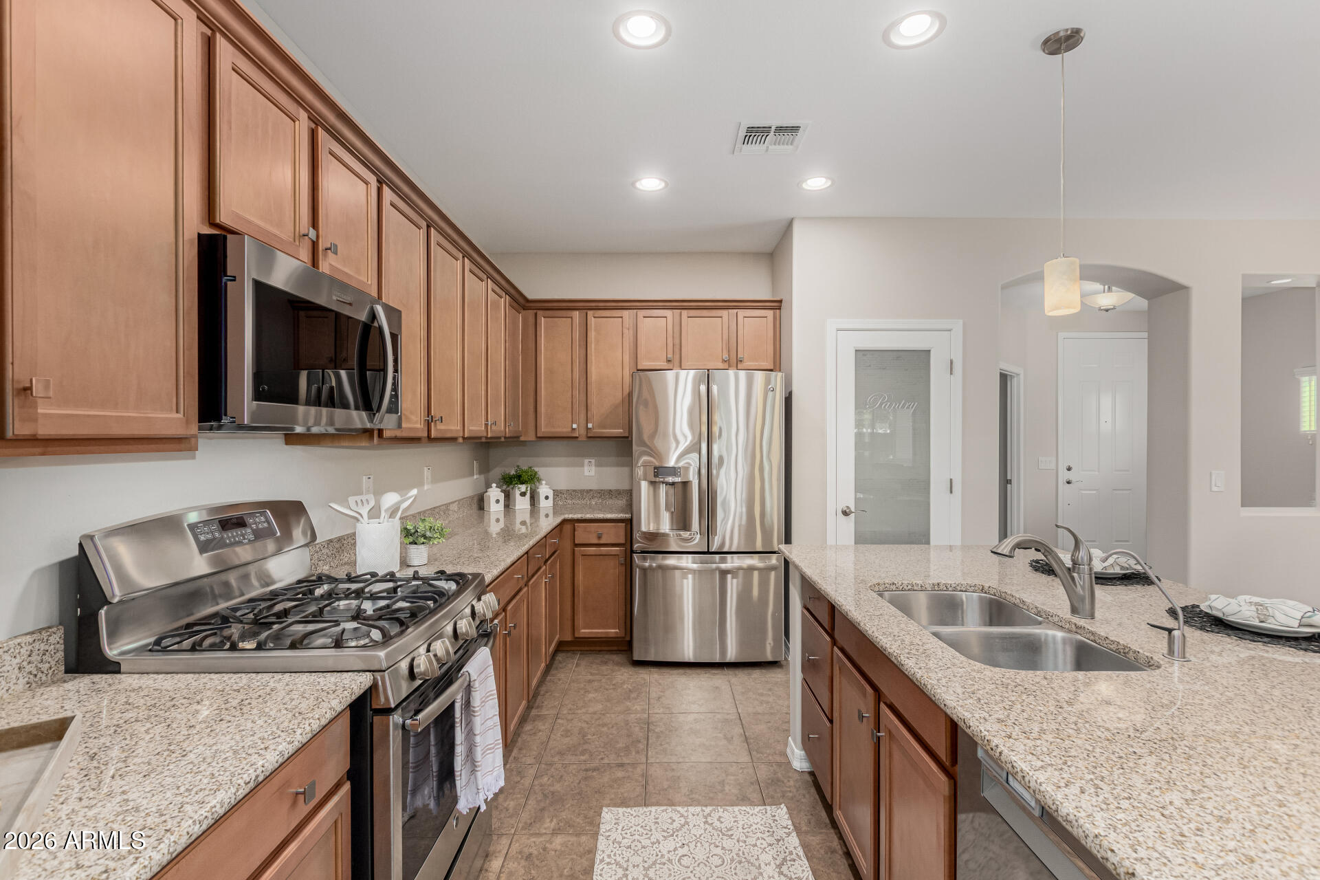 1413 West Crape Road Queen Creek, AZ 85140 - Photo 9 of 52 19 - Crape 1413