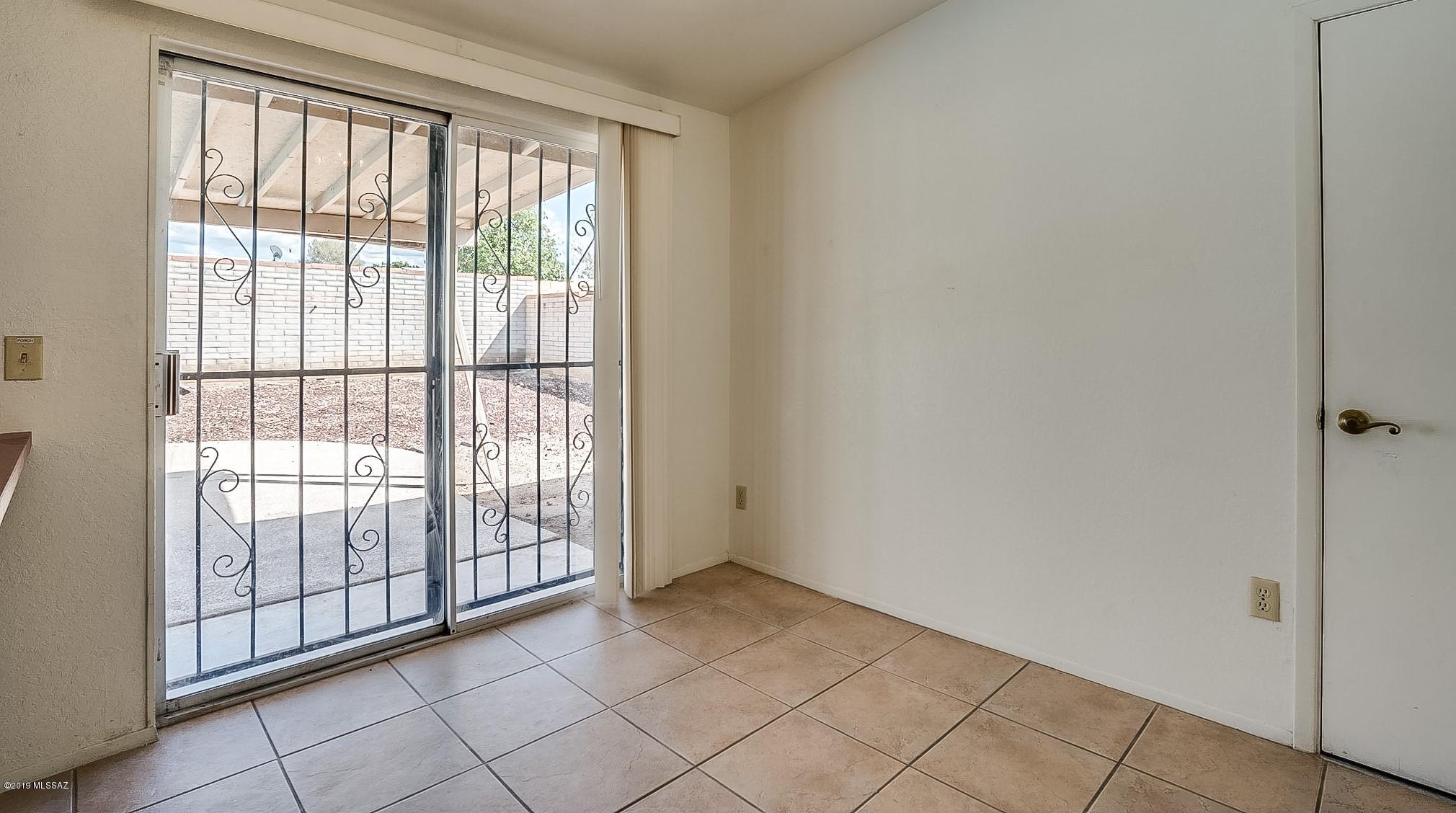 3573 South Randi Place Tucson, AZ 85730 - Photo 16 of 39