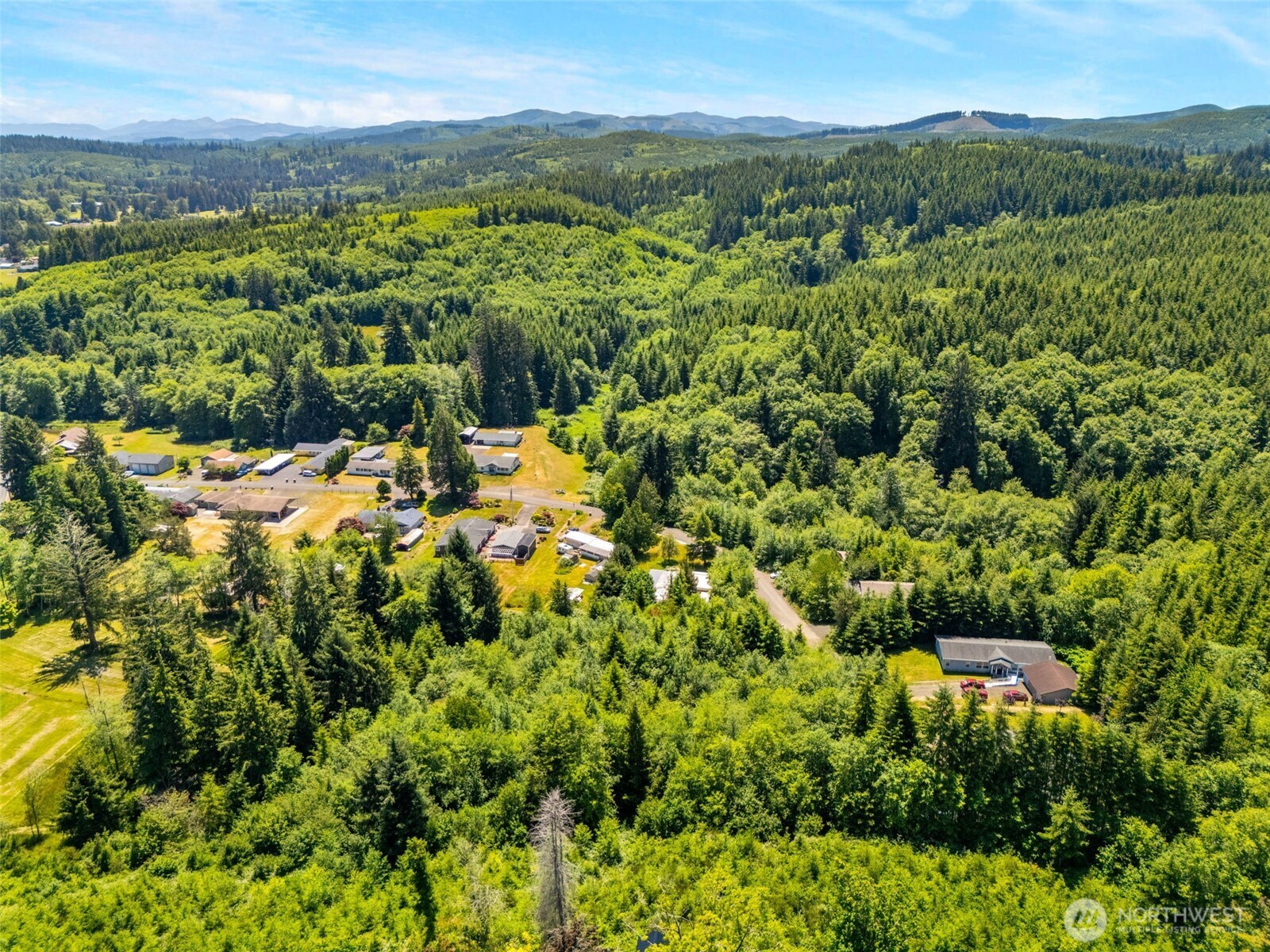 621 Ostman Road Raymond, WA 98577 - Photo 9 of 12