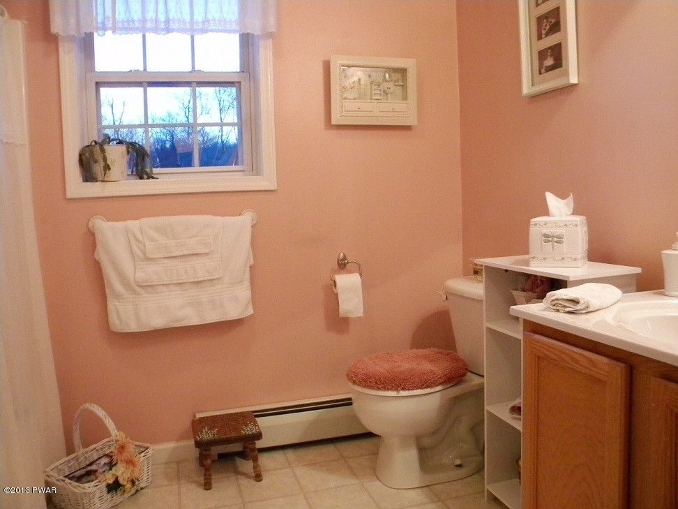 188 Sawmill Road Greentown, PA 18426 - Photo 22 of 29 Gallery Image 22