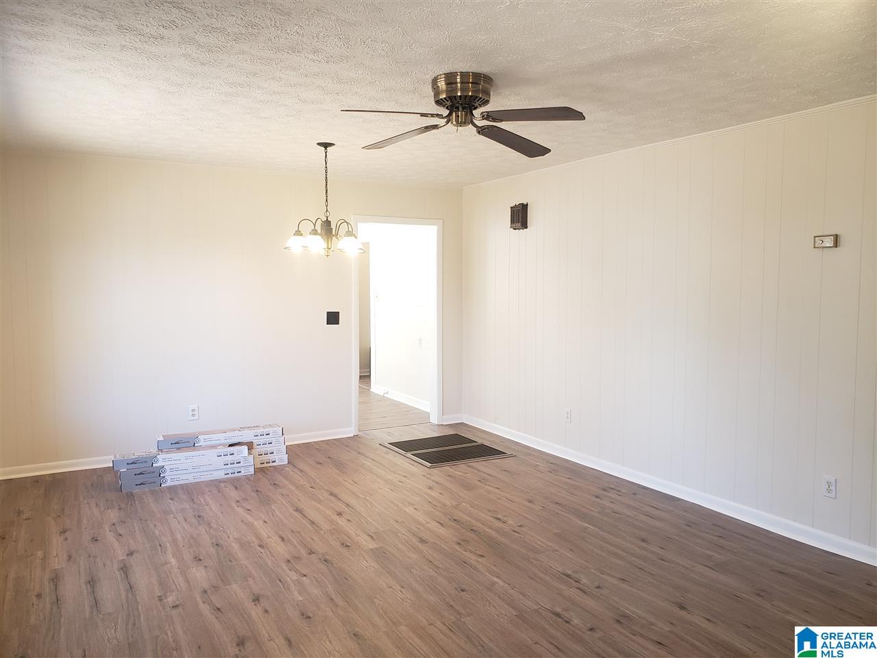 543 Odens Mill Road Sylacauga, AL 35150 - Photo 4 of 49