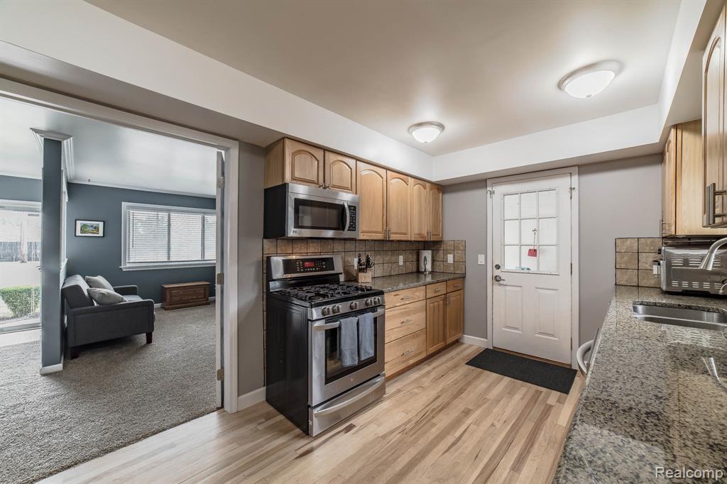 46555 Dequindre Road Rochester Hills, MI 48307 - Photo 22 of 67