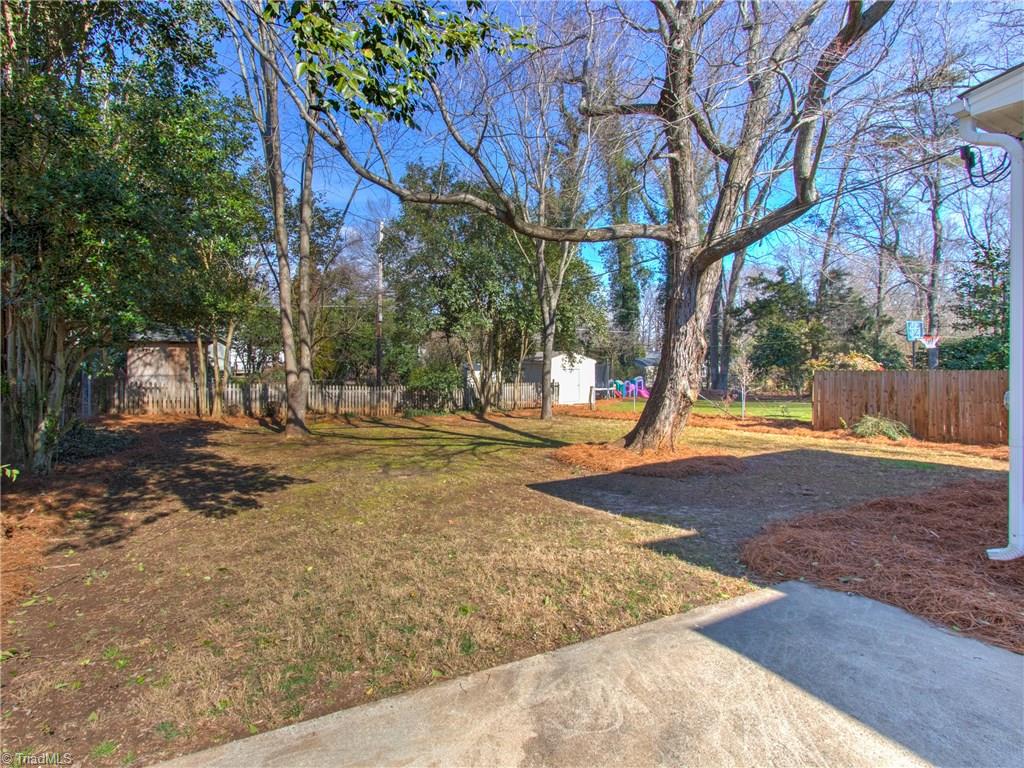 1704 Independence Road Greensboro, NC 27408 - Photo 5 of 30 Gallery Image 5