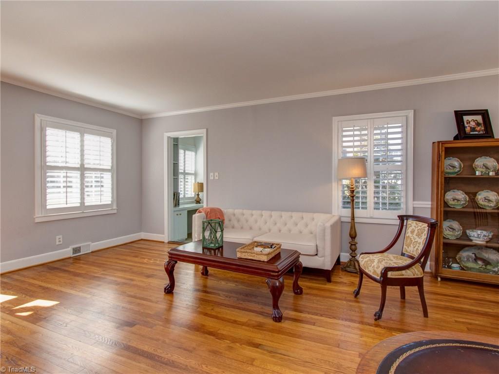 1704 Independence Road Greensboro, NC 27408 - Photo 9 of 30 Gallery Image 9
