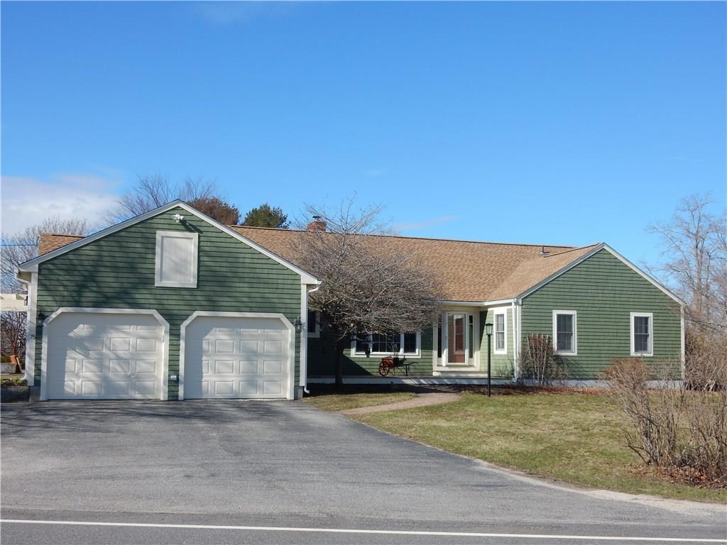 75 Two Lights Road Cape Elizabeth, ME 04107 - Photo 1 of 25 Custom Ranch Style Dwelling, Close...