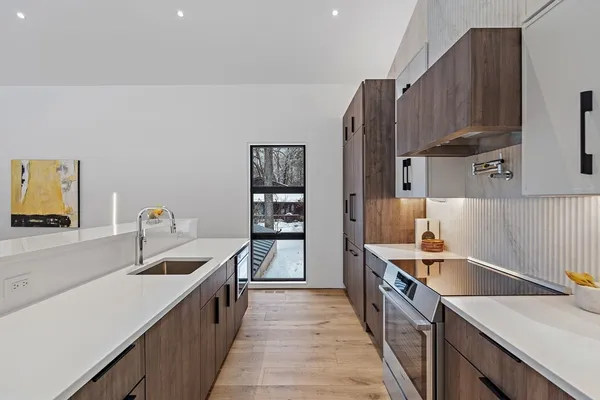 $1,685,000 | 56 Seymour Street, Concord, MA 01742