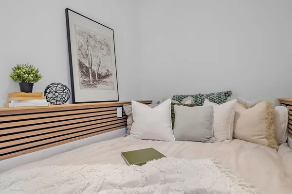 $1,685,000 | 56 Seymour Street, Concord, MA 01742