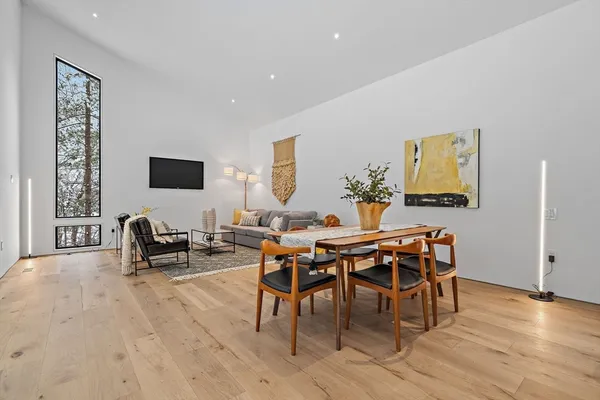 $1,685,000 | 56 Seymour Street, Concord, MA 01742