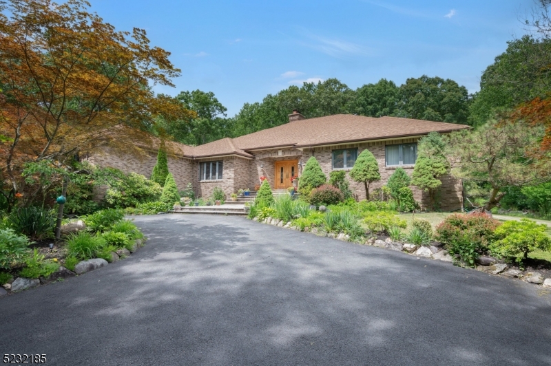 9 Lyonsville Road, Boonton, NJ 07005 Compass