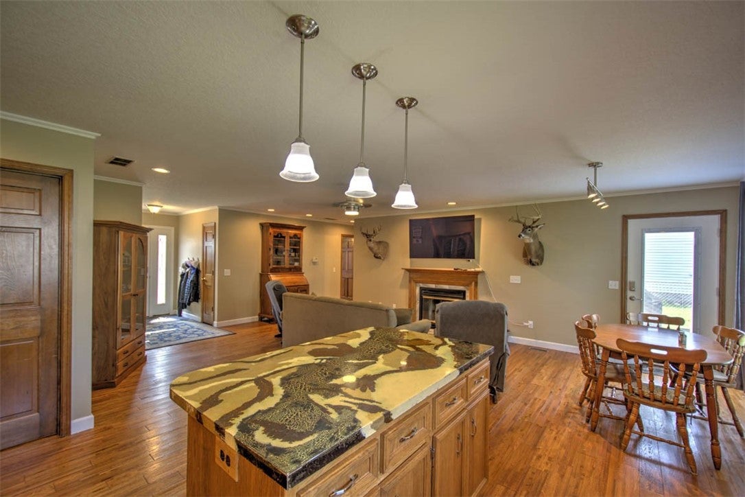 2649 Pheasant Run Decatur, IL 62521 - Photo 9 of 21 Gallery Image 9