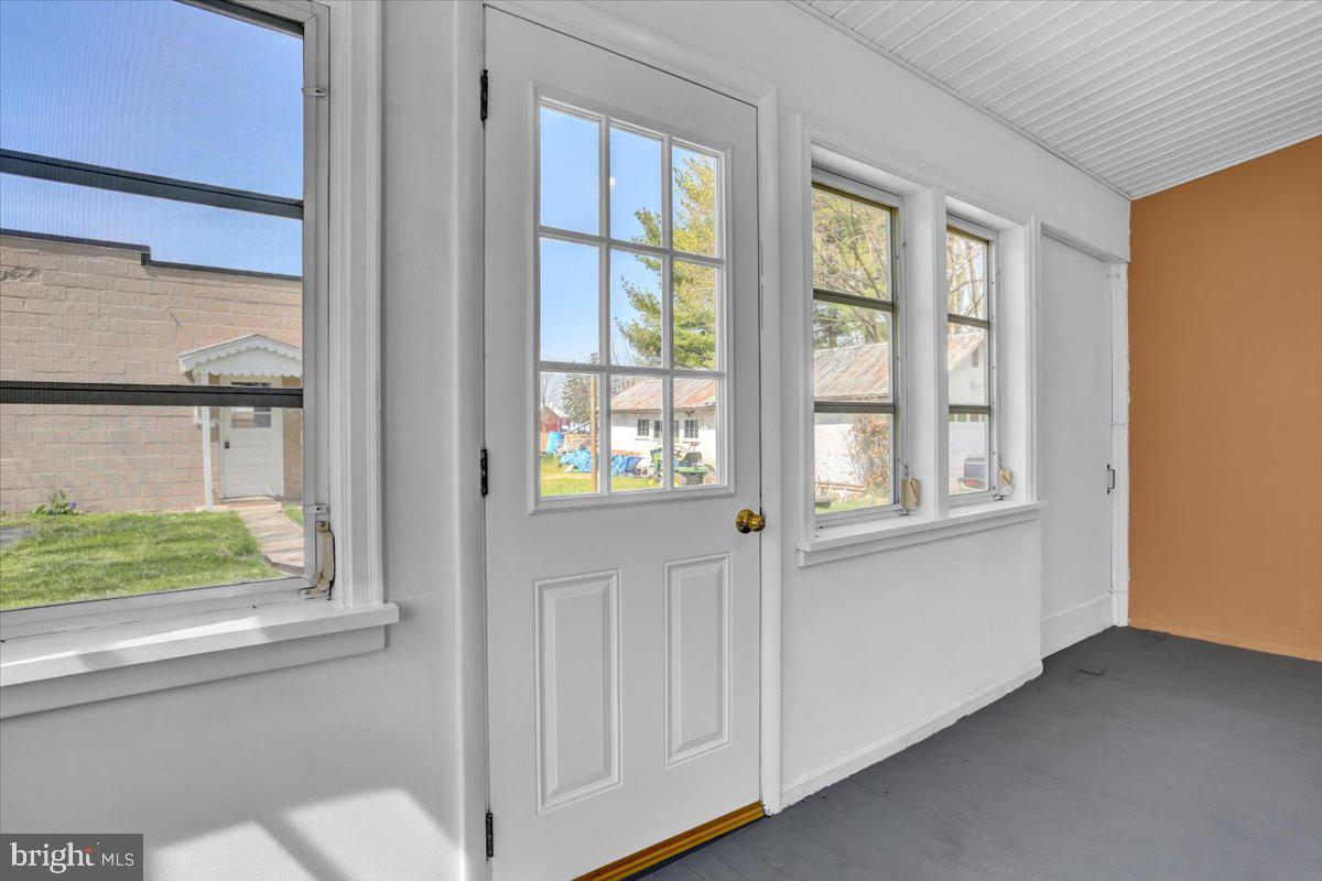 147 Bowers Road Mertztown, PA 19539 - Photo 8 of 29 Rear Porch