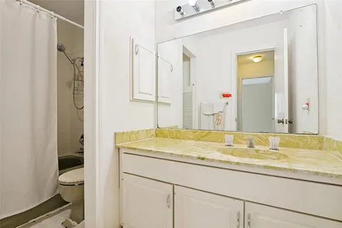 $240,000 | 2650 Custer Parkway, Unit D, Richardson, TX 75080