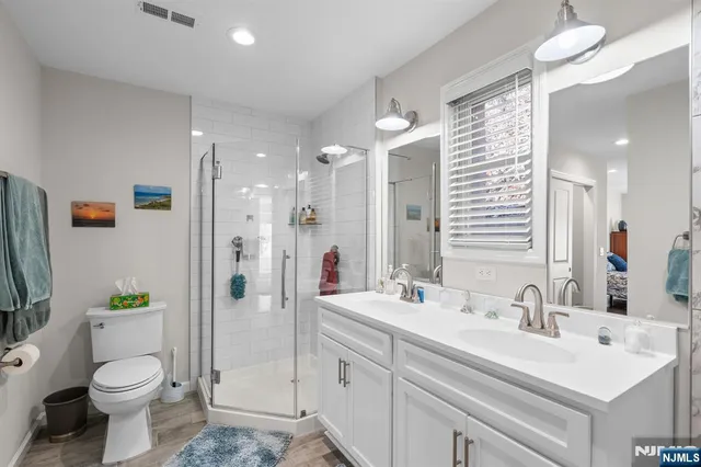 $475,000 | 165 Lakeside Road, Unit 8, West Milford, NJ 07421