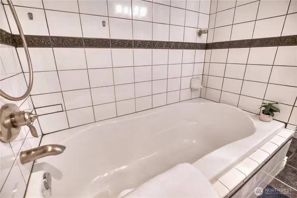 a bathroom with a bathtub