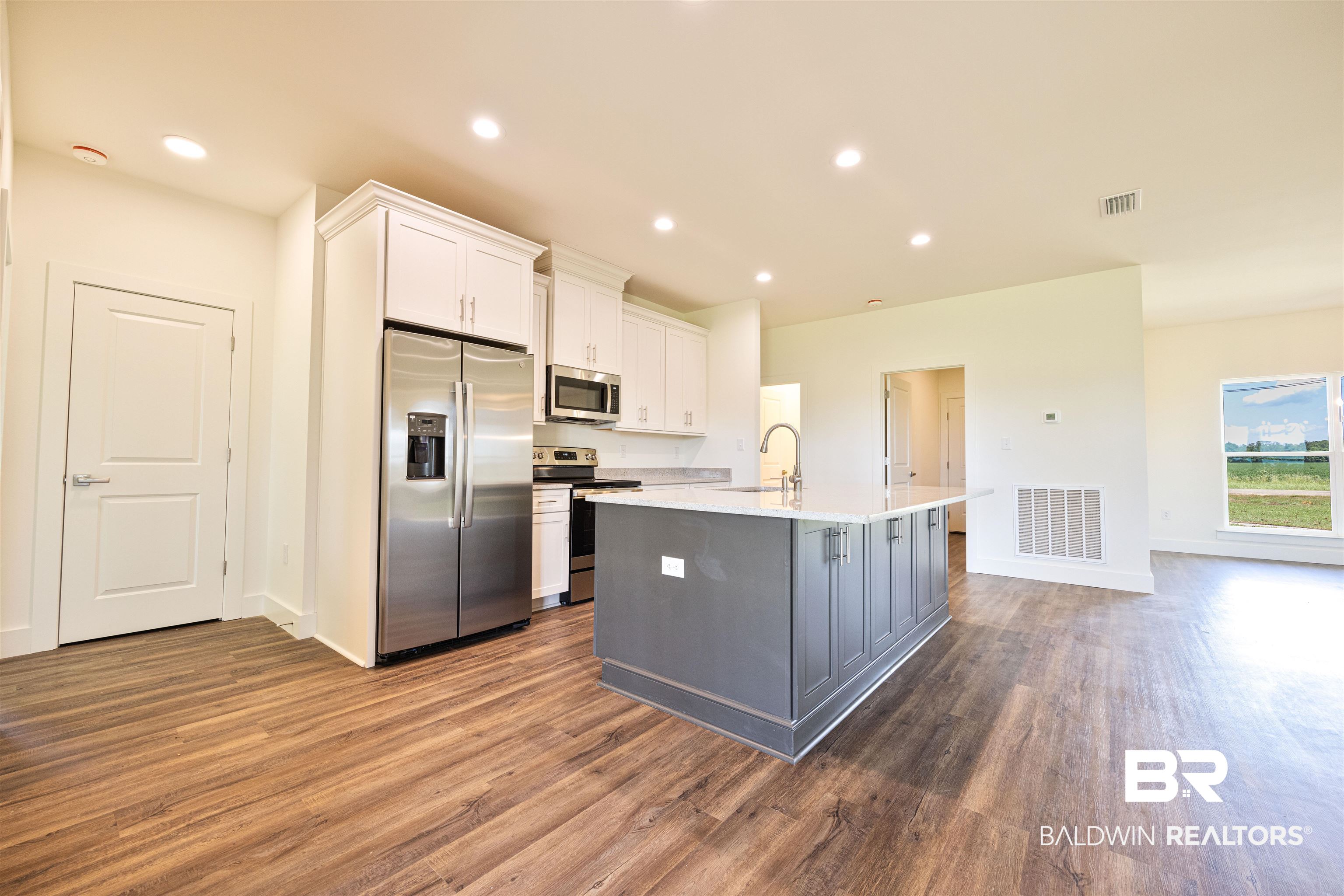 16884 Black Devine Road Loxley, AL 36551 - Photo 6 of 24