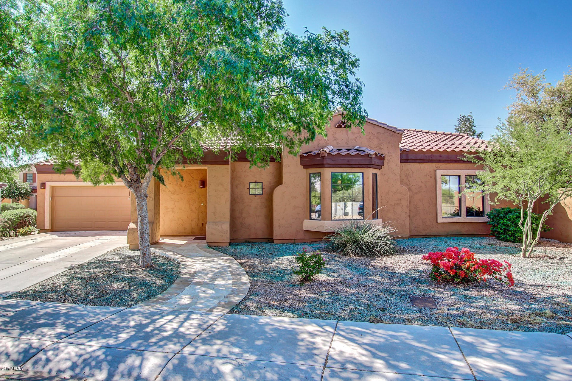 2839 East Fremont Road Phoenix, AZ 85042 - Photo 1 of 24 Fremont (3)
