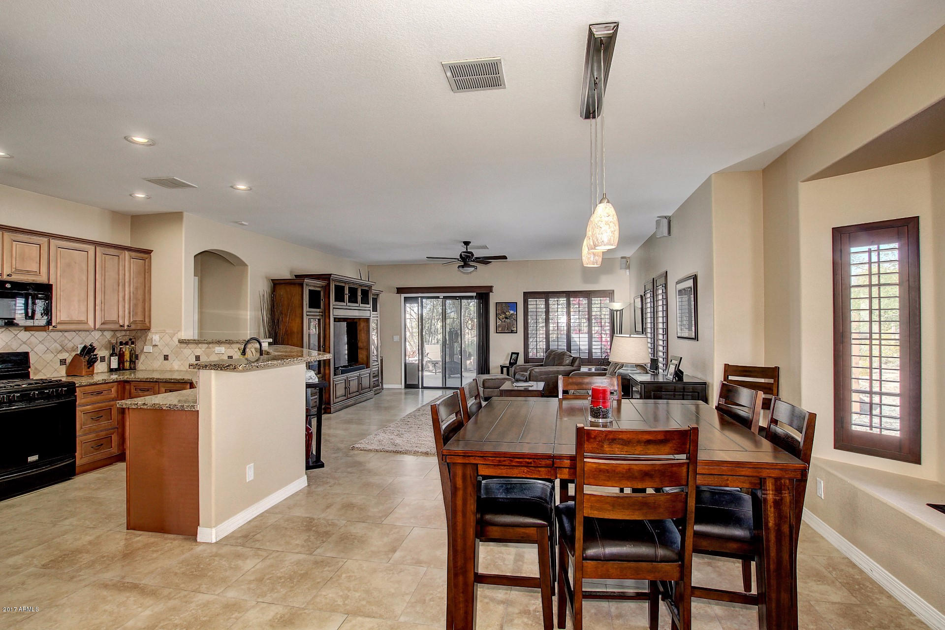 2839 East Fremont Road Phoenix, AZ 85042 - Photo 4 of 24 Fremont (19)