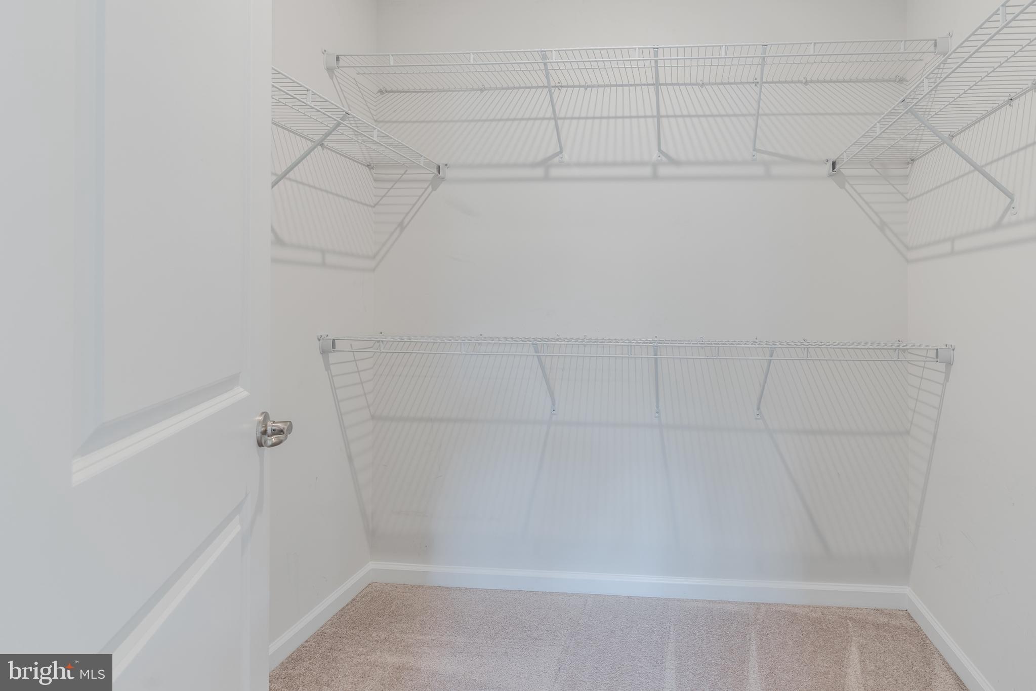 18191 Red Mulberry Road Dumfries, VA 22026 - Photo 28 of 42 a view of a small room