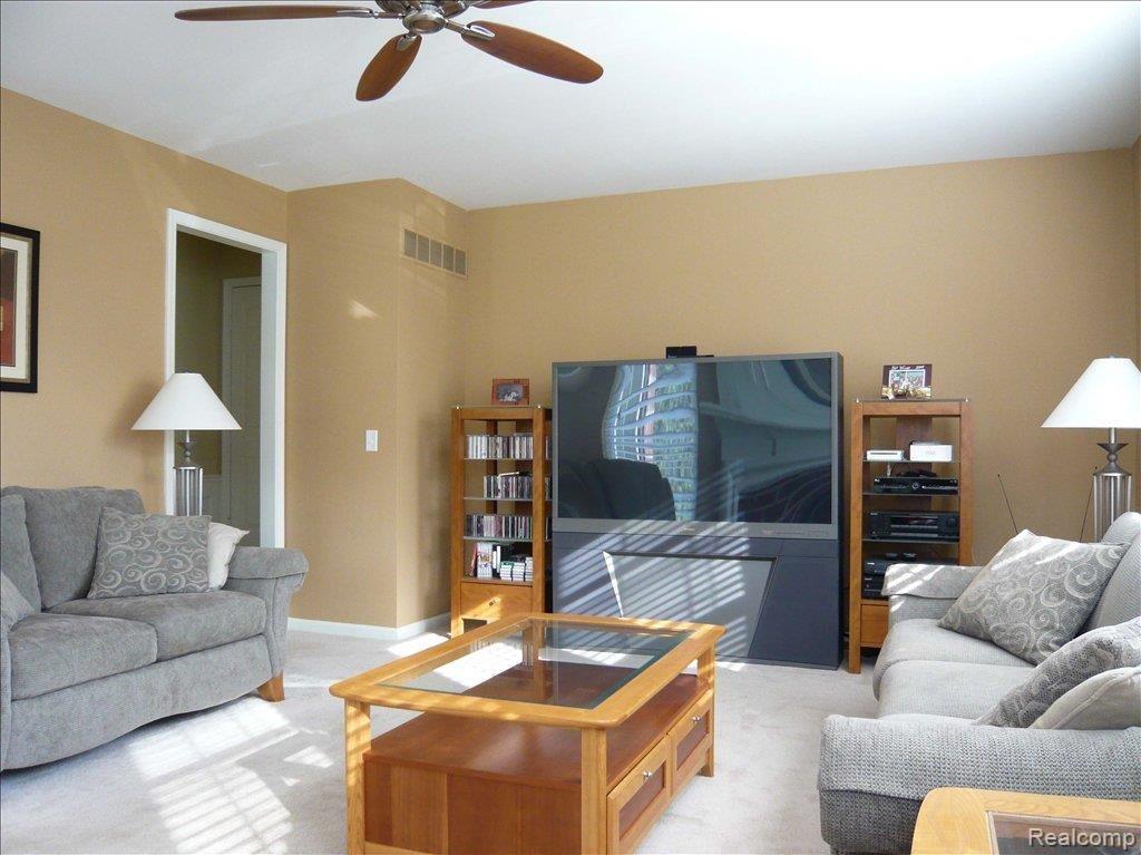 48715 Rockefeller Drive Canton, MI 48188 - Photo 5 of 24 famrm2